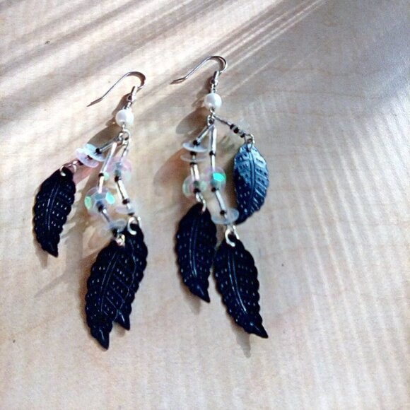 Beaded with Sequence Crow feather Pierced earrings 3"L - Picture 2 of 11